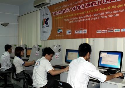 50 thí sinh vào Chung kết cuộc thi “Microsoft Office World Champion 2011”