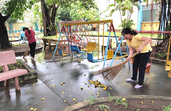 Ngành giáo dục và y tế: Bắt tay chặn dịch bệnh tấn công học sinh