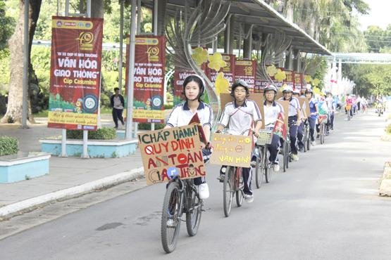 Học sinh TP “cháy” hết mình với cuộc thi “Đi xe đạp vì môi trường văn hóa giao thông” lần 6 2016