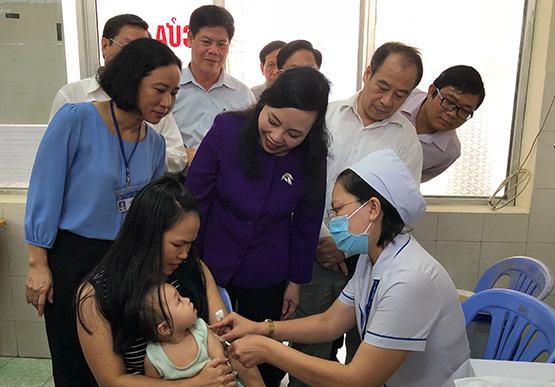 Công tác chống dịch: Chưa làm tốt cách ly, kiểm soát bội nhiễm