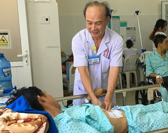 Suýt mất mạng vì vừa ngủ vừa… ngậm tăm