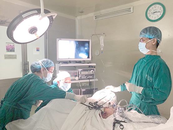 2 trường hợp bị dị tật được phẫu thuật