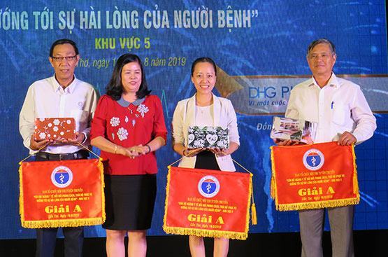 Bác sĩ thay đổi thái độ phục vụ người bệnh