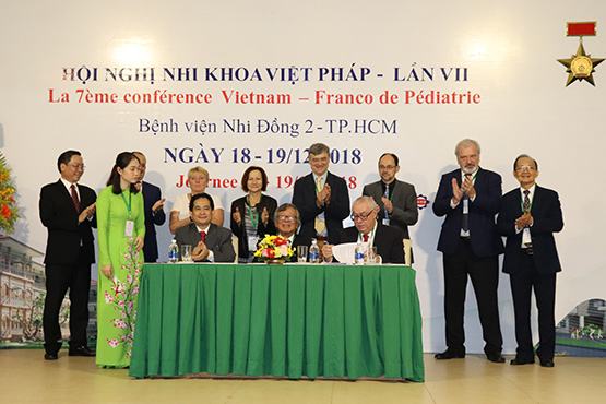 Hội nghị y khoa Pháp – Việt