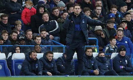 Lampard không cố bắt chước Mourinho