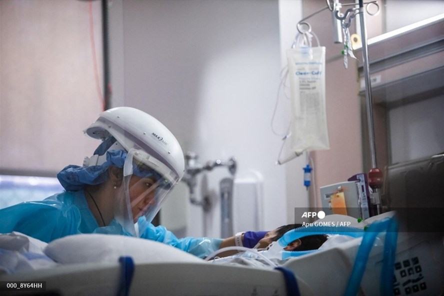 Chủng SARS-CoV-2 “quỷ dữ” lan rộng ở California nguy hiểm thế nào?