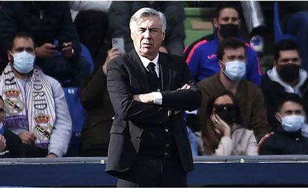 Thua sốc ‘tí hon’, Ancelotti thừa nhận Real vẫn đang nghỉ lễ