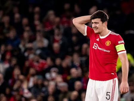 Jamie Carragher chỉ ra lý do Harry Maguire chơi tệ ở MU