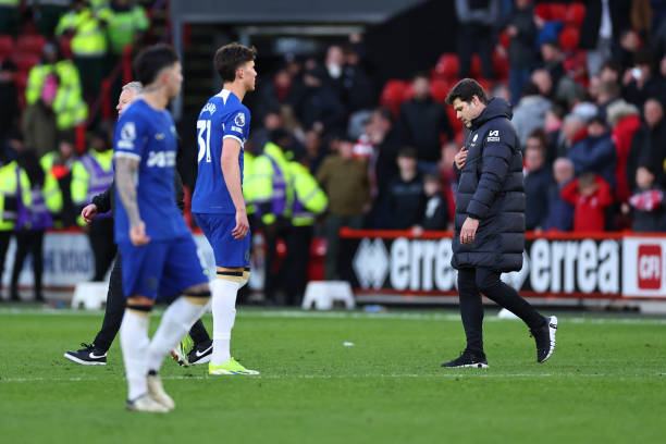 02h00 ngày 16/4, sân Stamford Bridge, vòng 33 Premier League, Chelsea – Everton: Người khốn gặp kẻ khó