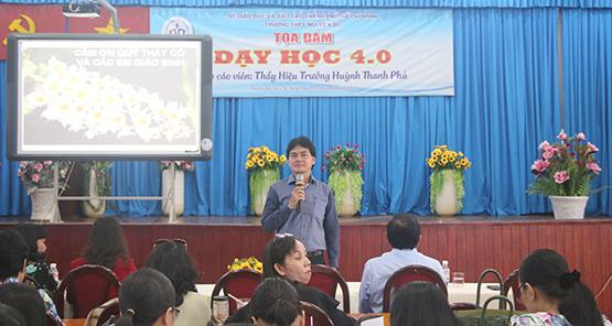 Dạy học thời 4.0: Người thầy luôn phải làm mới mình