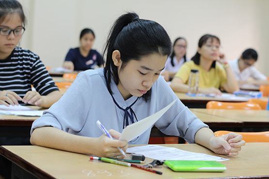 Viết tiếp bài Chú ý gì ở phần nghị luận văn học? (ngày 17-12): 10 cách mở bài trong văn nghị luận