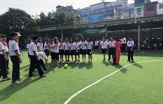 Virus corona vào… đề văn