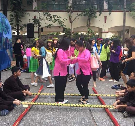 Học văn qua… trò chơi dân gian