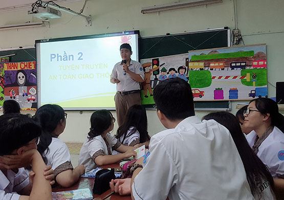 Tuyên truyền về an toàn giao thông qua môn GDCD