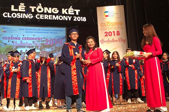 67 học sinh trường Việt Úc nhận bằng tốt nghiệp