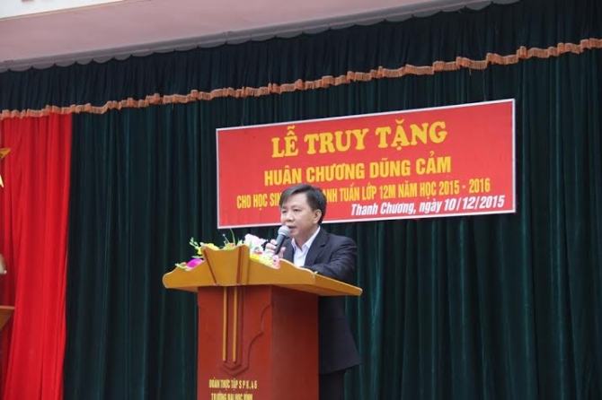 Truy tặng Huân chương Dũng cảm cho một HS