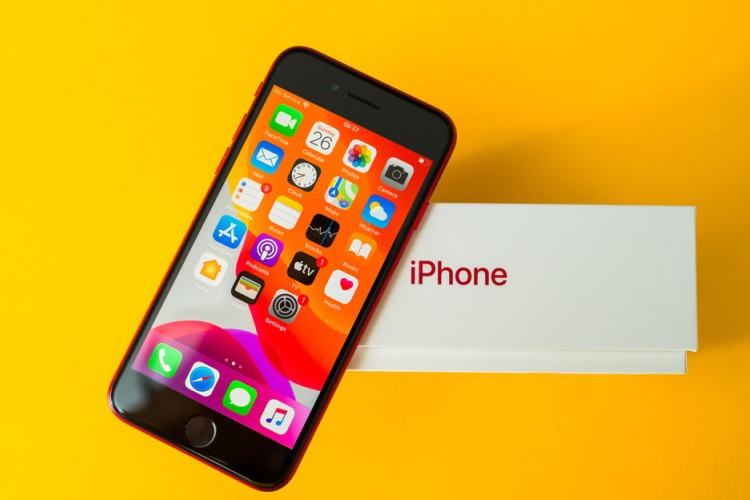 iPhone màn hình nhỏ là vũ khí bí mật của Apple