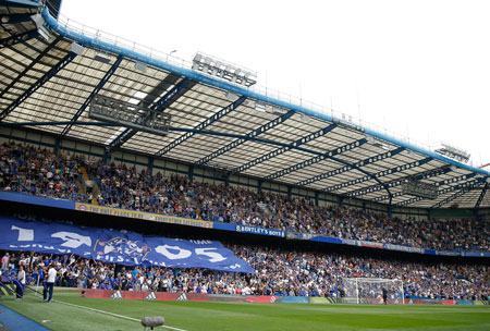 Ông chủ giàu có, sân của Chelsea vẫn tệ nhất EPL