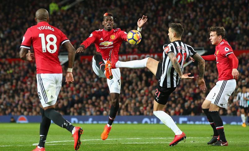 3h ngày 3/1, sân St James Park, Newcastle vs MU: Bay cao cùng Pogba và Solskjaer