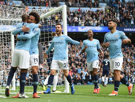 19h30 ngày 30/3, sân Craven Cottage, vòng 32 EPL, Fulham – Man City: Thời cơ không thể bỏ lỡ