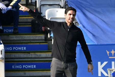 Gây sốc, Barca nhắm Mikel Arteta thay Ronald Koeman