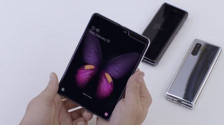 Loạt smartphone màn hình uốn dẻo ra mắt đầu 2019