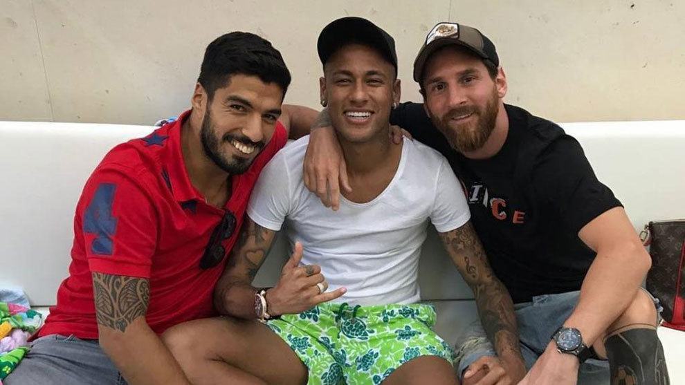 Phòng thay đồ Barca ‘bỏ phiếu’ đồng ý cho Neymar trở lại