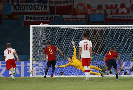 23h00 ngày 23/6, Slovakia vs Tây Ban Nha: Sự trở lại của Bò tót