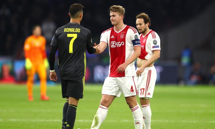 De Ligt tự nhận là fan Ronaldo, thả thính Juventus