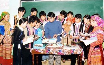 7 năm thực hiện đề án “Xây dựng xã hội học tập” (2002-2009): “Nền móng” chưa vững