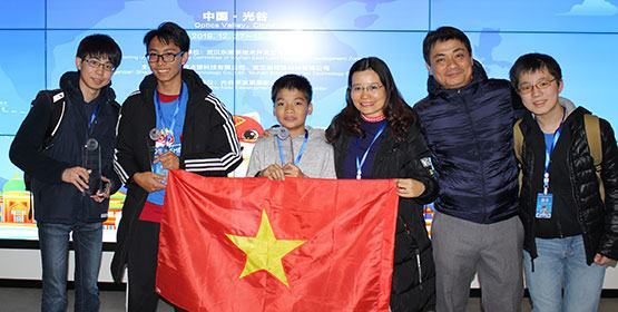 Ý tưởng dùng robot trị ung thư đoạt giải quốc tế