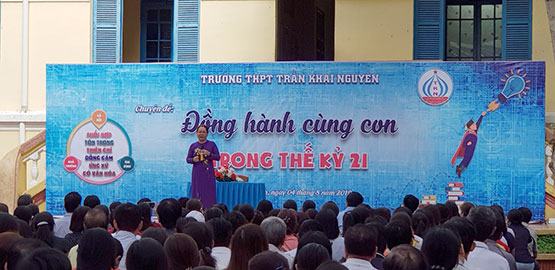 Đồng hành cùng con trong thế kỷ 21