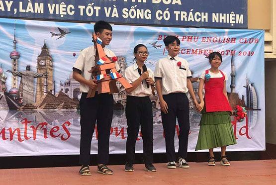 “Chu du thế giới” để học tiếng Anh