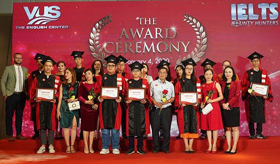 VUS vinh danh 39 tài năng IELTS Bounty Hunters