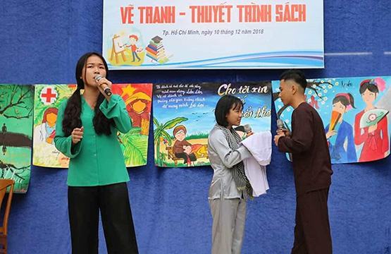 Thắp lên tình yêu sách cho học sinh