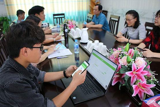 Tập huấn dạy học trực tuyến cho giáo viên