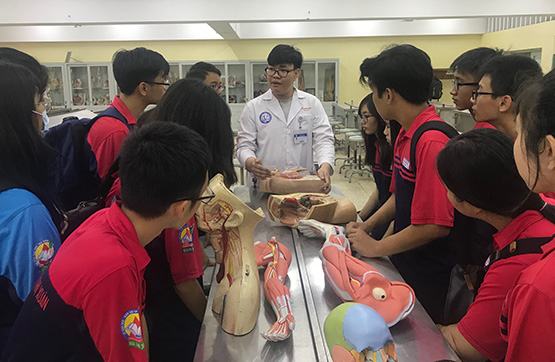 Trải nghiệm làm “sinh viên tập sự”