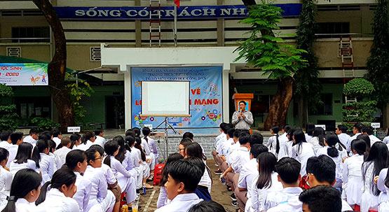 Giúp học sinh sử dụng mạng xã hội an toàn