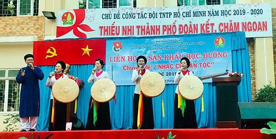 Đẩy mạnh hoạt động giáo dục truyền thống dân tộc cho học sinh