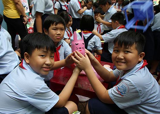 Chia sẻ yêu thương từ Ngày hội “Em vui sáng tạo”