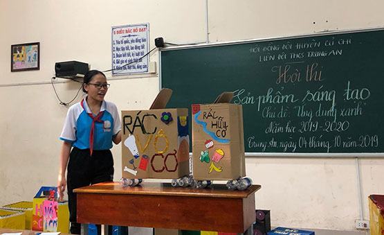 Học sinh thi thiết kế sản phẩm tái chế