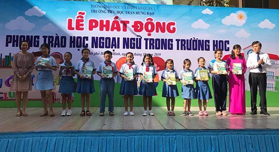 Học sinh, sinh viên: Chủ động tự học, nâng cao năng lực ngoại ngữ