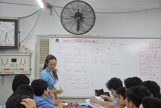 Đề xuất miễn giảm học phí cho học sinh, sinh viên trường nghề