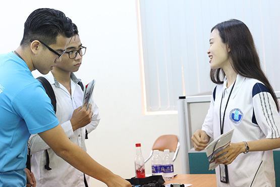 Sinh viên từ năm 3 có thể học lên thạc sĩ