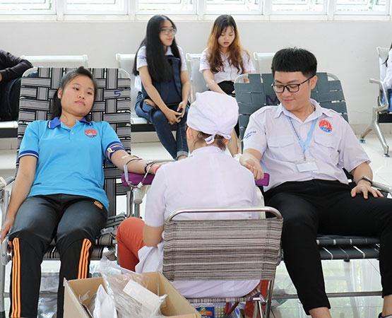 Hỗ trợ giải quyết hồ sơ, thủ tục tại 72 cơ quan