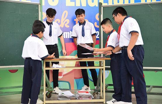 Hào hứng cùng Back to school