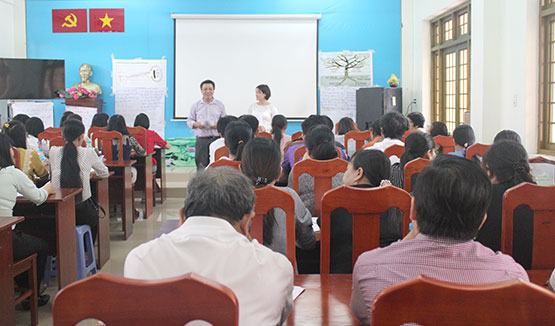 Tập huấn kỹ năng tư vấn hướng nghiệp cho hơn 200 giáo viên THCS