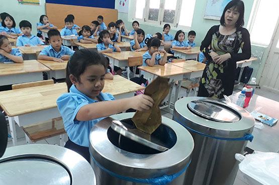 Tiếp tục nâng cao nhận thức về bảo vệ môi trường