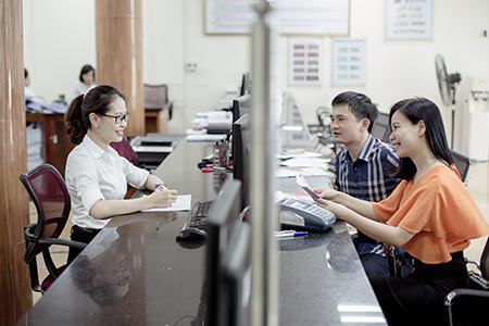 Vay tiêu dùng: Làm sao để tránh bẫy tín dụng đen?