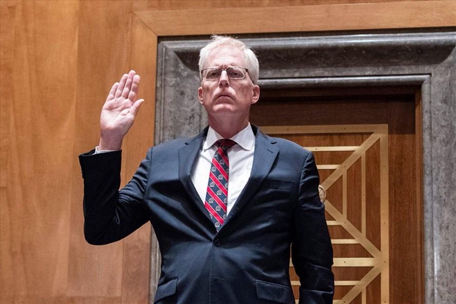 Lầu Năm Góc hứa chuyển giao quyền lực hòa bình cho ông Biden